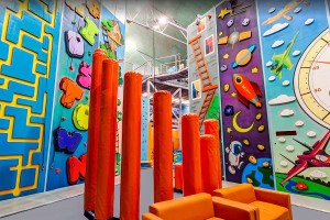 Детский скалодром Kids Town